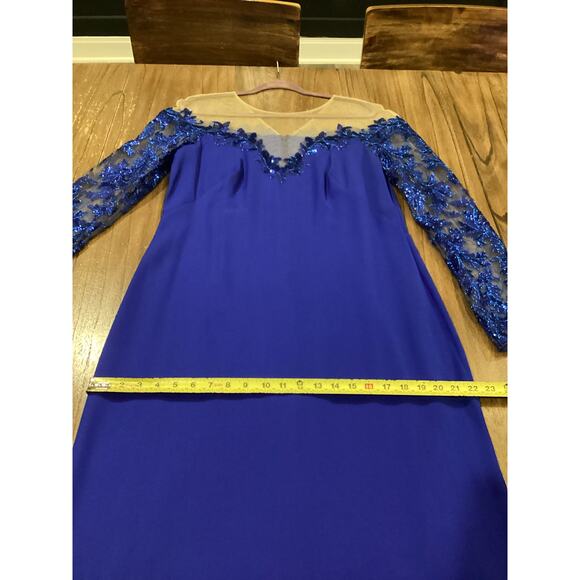 Tadashi Shoji DELTA OFF-THE-SHOULDER SEQUIN CREPE GOWN Saphire blue LG19341LX - Picture 8 of 16